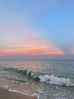 Tharadol Beach Resort