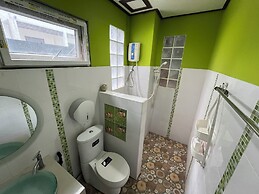 Tharadol Beach Resort