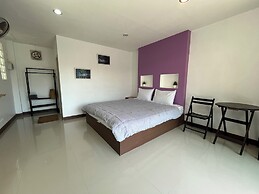 Tharadol Beach Resort