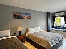 Tharadol Beach Resort