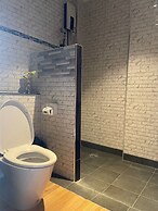 Tharadol Beach Resort