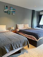 Tharadol Beach Resort