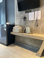 Tharadol Beach Resort