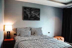 Tharadol Beach Resort