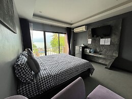 Tharadol Beach Resort