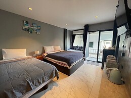 Tharadol Beach Resort