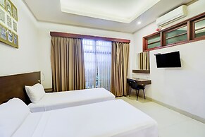 Capital O 94589 Akarsa Transit