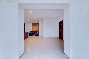 Capital O 94589 Akarsa Transit