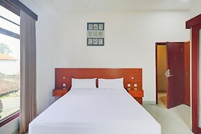 Capital O 94589 Akarsa Transit