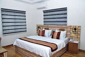 Sterling Shortlet Apartment  and Suites