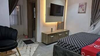 Sterling Shortlet Apartment  and Suites