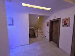 Sterling Shortlet Apartment  and Suites