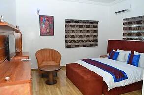 Sterling Shortlet Apartment  and Suites