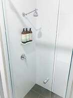 Melbourne Studio Apartments Hotel @ 138 Elgin Carlton