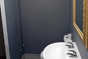 1bed Cottage, Sleeps 2 - Mountain Views, Parking