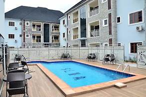 Sterling Lakeview Apartment