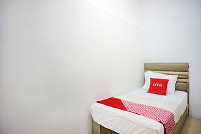 OYO 94581 Surya Residence Medan
