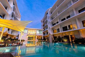 Nai Harn Duplex near the Beach UTL B125