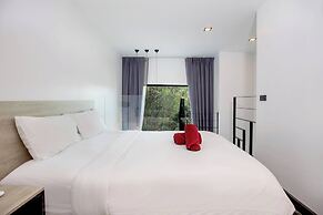 Nai Harn Duplex near the Beach UTL B125