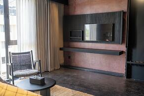 TERRATONE BOUTIQUE BUSINESS HOTEL