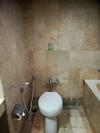 Townhouse Oak Jakarta near Monumen