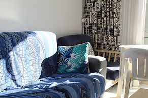 First Line Sea View Studio