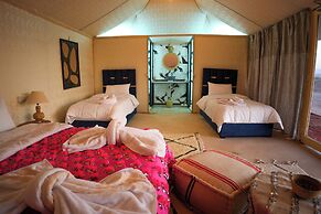 Kal Tenere Agafay Luxury Camp