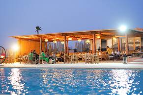 Kal Tenere Agafay Luxury Camp