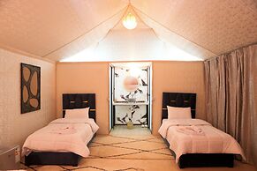 Kal Tenere Agafay Luxury Camp