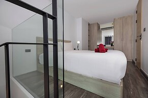 Naiharn Duplex near the Beach UTL A124