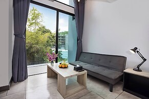 Naiharn Duplex near the Beach UTL A124