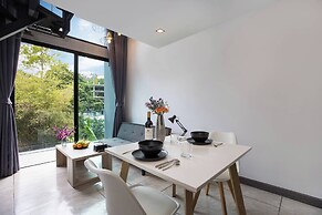 Naiharn Duplex near the Beach UTL A124