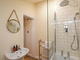 Flat 1