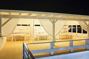 BILOCALE LA CORTE SUL MARE