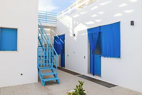 BILOCALE LA CORTE SUL MARE