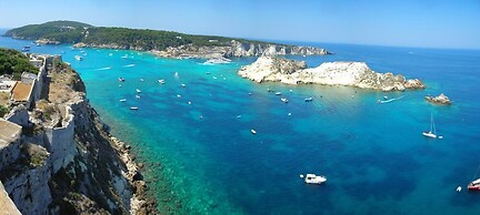 Alba Living Boutique Hotel