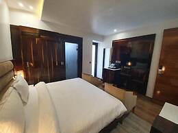 Hotel Daffodils Inn