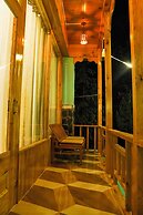 WOW Treehouse & Cottages
