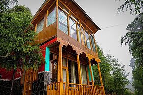 WOW Treehouse & Cottages