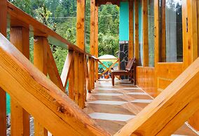 WOW Treehouse & Cottages