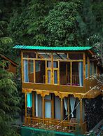 WOW Treehouse & Cottages
