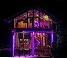 WOW Treehouse & Cottages