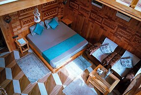 WOW Treehouse & Cottages