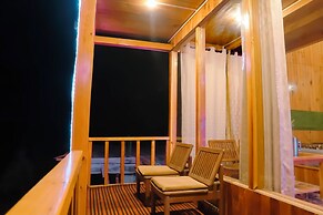 WOW Treehouse & Cottages