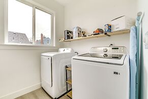 4 Mi to Dtwn: Modern Tacoma Home w/ Spacious Yard