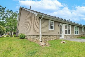 Home 2 Mi to Island in Pigeon Forge!