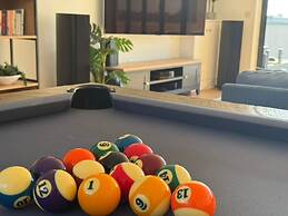 Luxury Lakeside Retreat With Hot Tub Games Room Watersports Sleeps 14