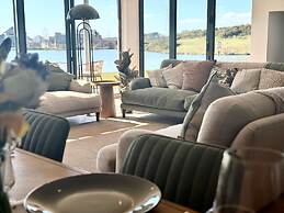 Luxury Lakeside Retreat With Hot Tub Games Room Watersports Sleeps 14