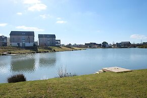 Luxury Lakeside Retreat With Hot Tub Games Room Watersports Sleeps 14