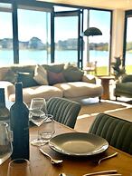 Luxury Lakeside Retreat With Hot Tub Games Room Watersports Sleeps 14